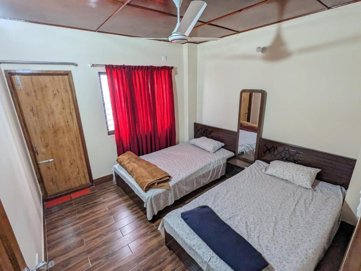 Mirabazar Apartment Силет Екстериор снимка